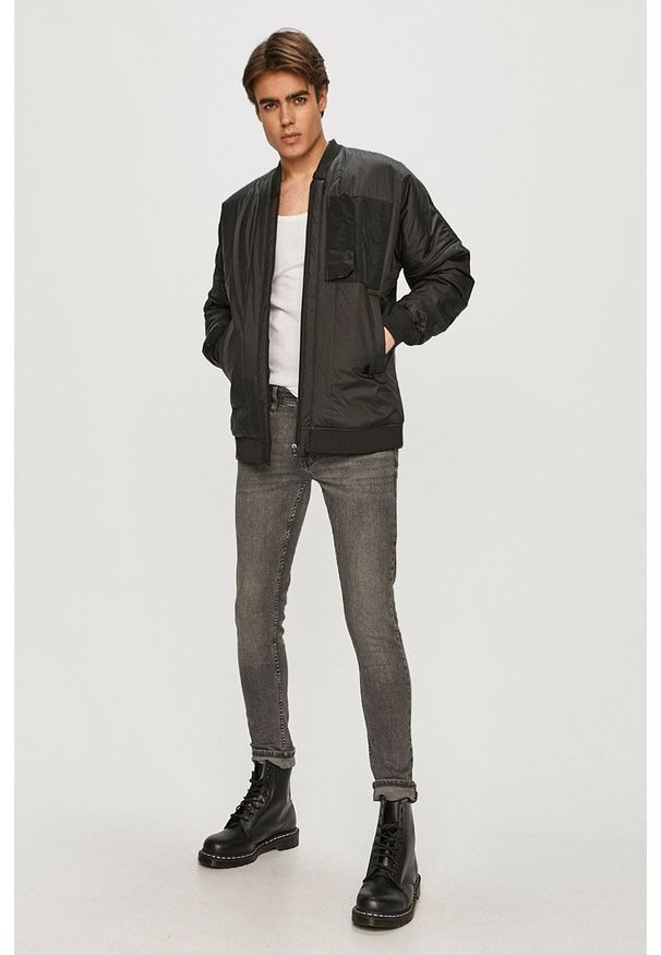 G-Star RAW - G-Star Raw - Kurtka bomber. Okazja: na co dzień. Kolor: czarny. Materiał: poliester. Styl: casual