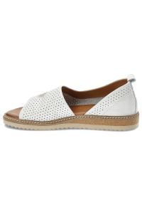 Sandały damskie Artiker, perforowane ze skóry naturalnej, białe, 44C0689. Okazja: na co dzień. Kolor: biały. Materiał: skóra. Sezon: lato. Styl: casual, elegancki #5
