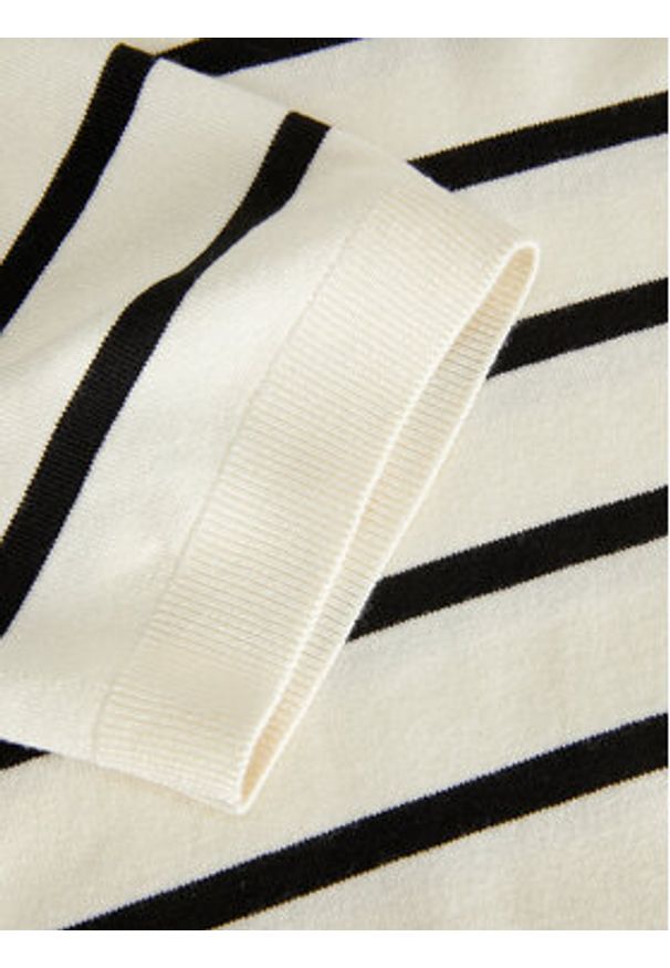 JJXX Sweter Layla 12254368 Écru Regular Fit. Materiał: wiskoza