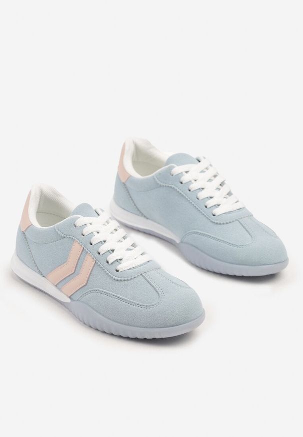 Born2be - Niebieskie Sneakersy w Typie Tenisówek z Ozdobnymi Paskami Zommea. Zapięcie: pasek. Kolor: niebieski