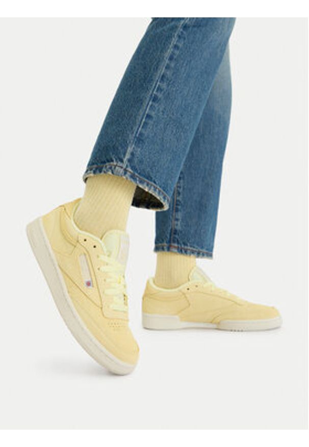 Reebok Sneakersy EO-CLUB C 85 100263742 Żółty. Kolor: żółty. Materiał: skóra, zamsz. Model: Reebok Club