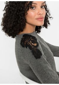 bonprix - Sweter z cienkiej dzianiny. Kolor: szary. Materiał: koronka, dzianina. Wzór: koronka #3