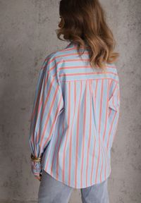 Renee - Niebieska Koszula z Bawełny Oversize w Pionowe Paski Telaria. Kolor: niebieski. Materiał: bawełna. Wzór: paski #4