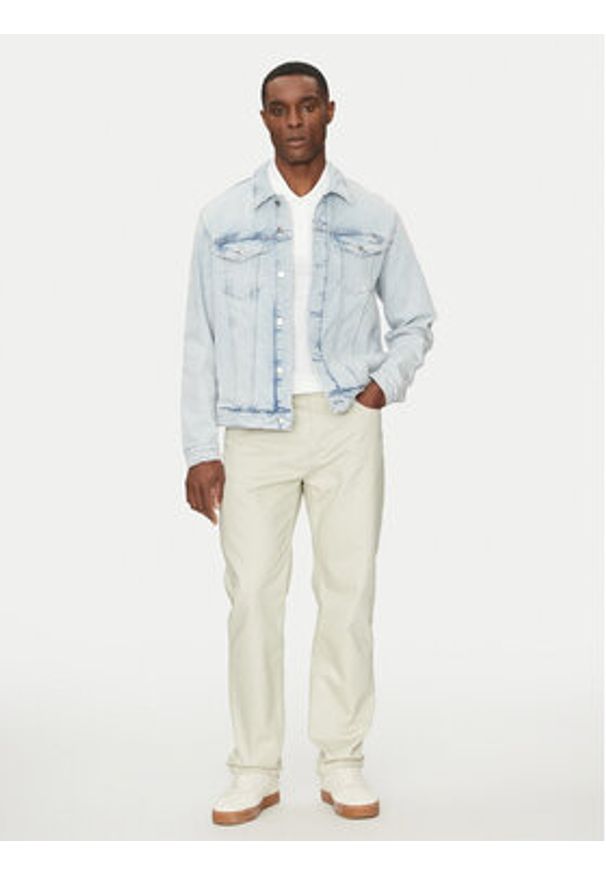 Calvin Klein Jeans Kurtka jeansowa J30J327590 Niebieski Slim Fit. Kolor: niebieski. Materiał: bawełna