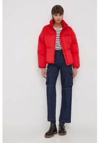TOMMY HILFIGER - Tommy Hilfiger kurtka damska kolor czerwony zimowa. Kolor: czerwony. Materiał: syntetyk, poliester. Sezon: zima #5