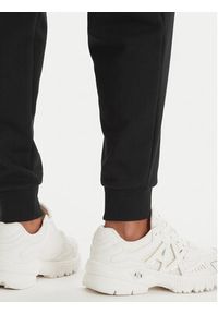 Armani Exchange Spodnie dresowe XW001848 AF18853 UC001 Czarny Regular Fit. Kolor: czarny. Materiał: bawełna #2