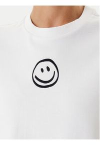 Vero Moda T-Shirt Sara 10311633 Biały Regular Fit. Kolor: biały. Materiał: bawełna