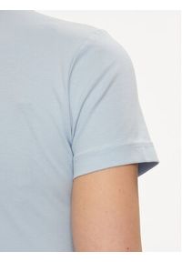 Guess T-Shirt Logo W4GI29 J1314 Niebieski Slim Fit. Kolor: niebieski. Materiał: bawełna