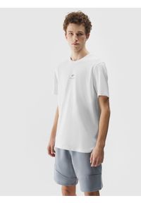 4f - 4F T-shirt regular gładki męski - biały XXL. Okazja: na co dzień. Kolor: biały. Materiał: skóra, włókno, jersey, dzianina, bawełna. Długość rękawa: krótki rękaw. Długość: krótkie. Wzór: gładki. Styl: sportowy, casual #1