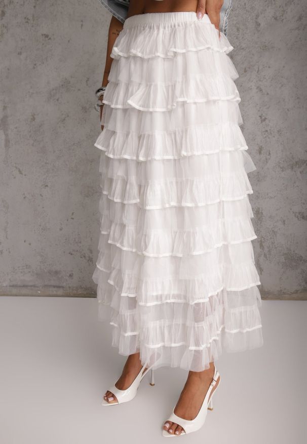 Renee - Jasnoniebieski Wiskozowo-Bawełniany Komplet Spódnica z Falbanami i Koszula z Wiązaniem Aethecea. Kolor: niebieski. Materiał: bawełna, wiskoza