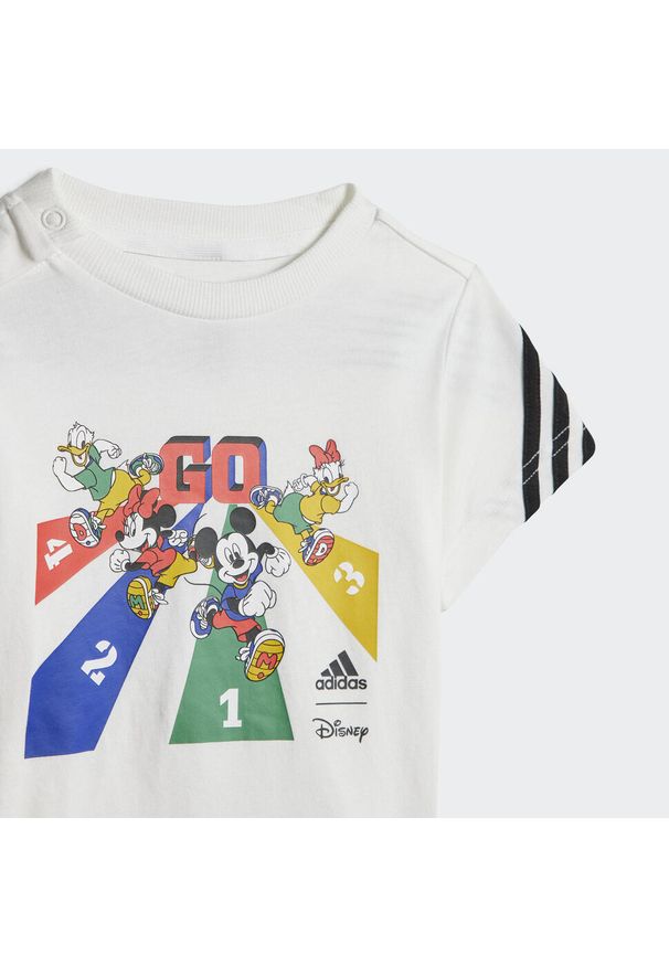 Adidas - adidas x Disney Mickey Mouse Gift Set. Okazja: na uczelnię. Kolor: czarny, biały, wielokolorowy. Materiał: dresówka. Wzór: motyw z bajki. Styl: sportowy