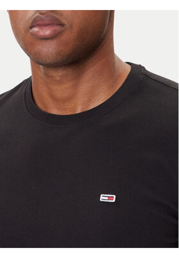 Tommy Jeans T-Shirt Tjm Classic DM0DM09598 Czarny Regular Fit. Kolor: czarny. Materiał: bawełna