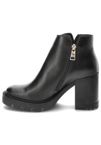 CheBello - Czarne Botki Chebello Modne Skórzane Buty Na Obcasie. Okazja: na co dzień. Kolor: czarny. Materiał: skóra. Obcas: na obcasie. Styl: casual, elegancki. Wysokość obcasa: średni #7