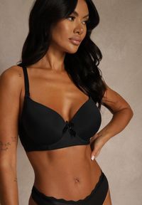 Renee - Czarny Biustonosz o Gładkim Wykończeniu z Kokardką Phiphise. Kolor: czarny. Wzór: gładki #1