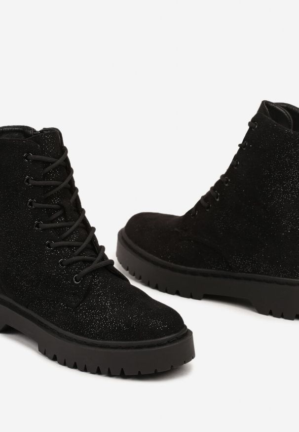 Born2be - Czarne Płaskie Sznurowane Botki w Stylu Workerów z Brokatem Lilaza. Zapięcie: sznurówki. Kolor: czarny. Materiał: jeans. Obcas: na obcasie. Styl: elegancki. Wysokość obcasa: niski