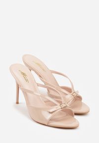 Renee - Beżowe Klapki na Szpilce z Paskami Klamerką i Lakierowanym Połyskiem Urneiros. Kolor: beżowy. Materiał: lakier. Wzór: aplikacja. Obcas: na szpilce. Styl: elegancki #6