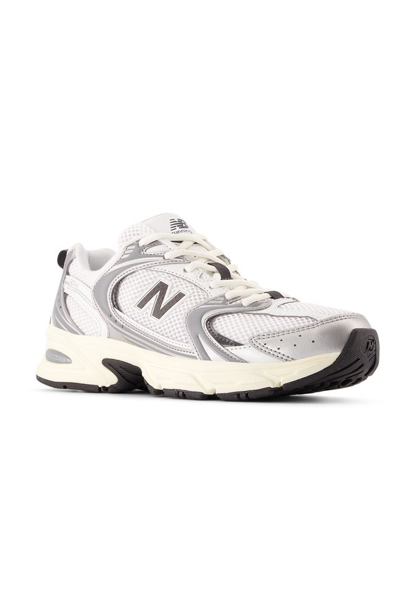 Buty unisex New Balance U530ESA – srebrne. Kolor: srebrny. Materiał: materiał, syntetyk. Szerokość cholewki: normalna. Sezon: lato. Sport: turystyka piesza