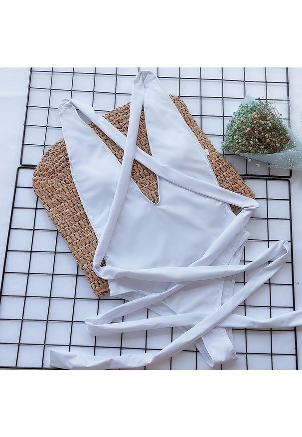 Intica - Strój kąpielowy jednoczęściowy z wiązaniem odporny na słońce i wodę Merralee. Kolor: biały. Materiał: materiał