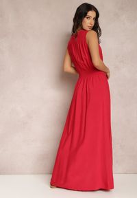 Renee - Bordowa Sukienka Thesarpia. Kolor: czerwony. Materiał: tkanina, wiskoza. Długość rękawa: na ramiączkach. Wzór: jednolity, gładki. Typ sukienki: kopertowe. Styl: klasyczny. Długość: maxi #3