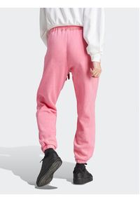 Adidas - adidas Spodnie dresowe ALL SZN Fleece Washed IK4257 Różowy Loose Fit. Kolor: różowy. Materiał: bawełna #4