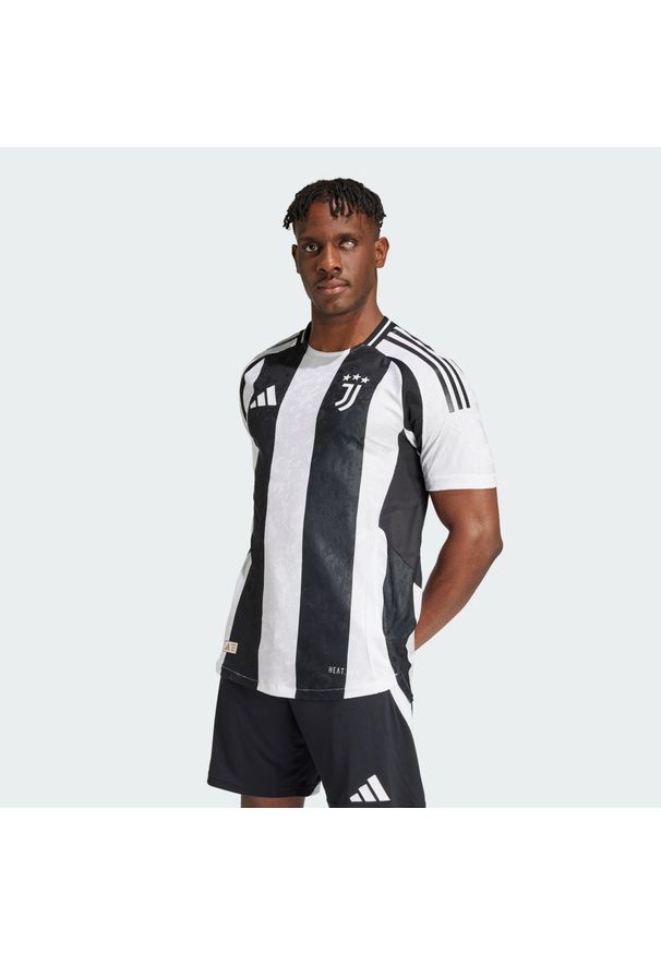 Adidas - Koszulka Juventus 24/25 Home Authentic. Kolor: biały, wielokolorowy, czarny. Materiał: materiał