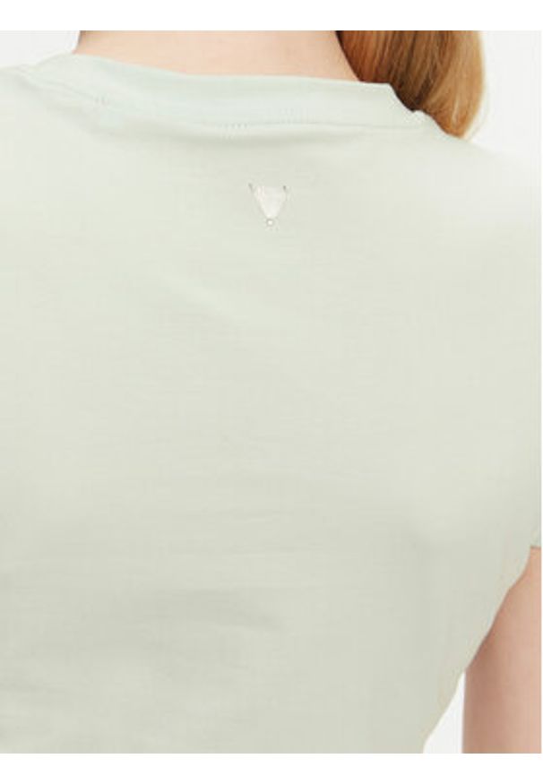 Guess T-Shirt W5GI07 J1314 Turkusowy Slim Fit. Kolor: turkusowy. Materiał: bawełna