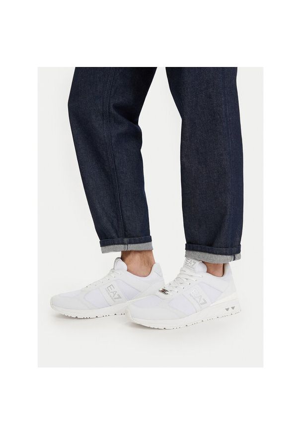 Sneakersy EA7 Emporio Armani. Kolor: biały
