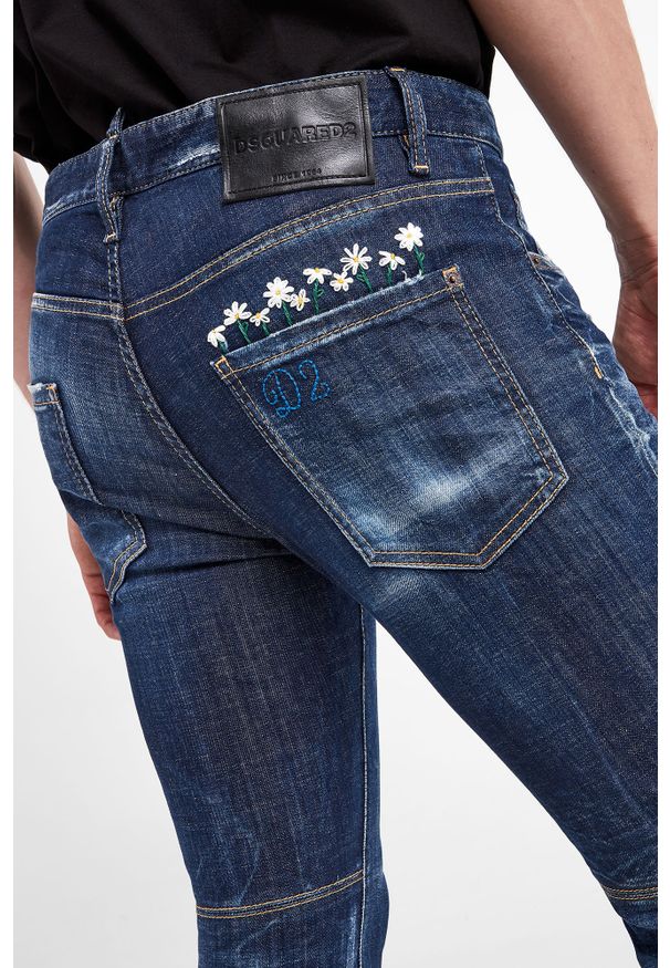 Jeansy męskie Sailor Jean DSQUARED2. Wzór: aplikacja, kwiaty, haft