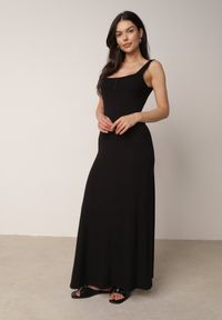 Born2be - Czarna Bawełniana Sukienka z Odkrytymi Plecami i Guzikami Ocerial. Okazja: do pracy, na co dzień. Kolor: czarny. Materiał: bawełna. Długość rękawa: na ramiączkach. Sezon: lato. Typ sukienki: proste. Styl: klasyczny, casual #7