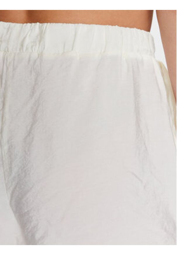 Rage Age Szorty materiałowe Tulum Écru Regular Fit. Materiał: materiał