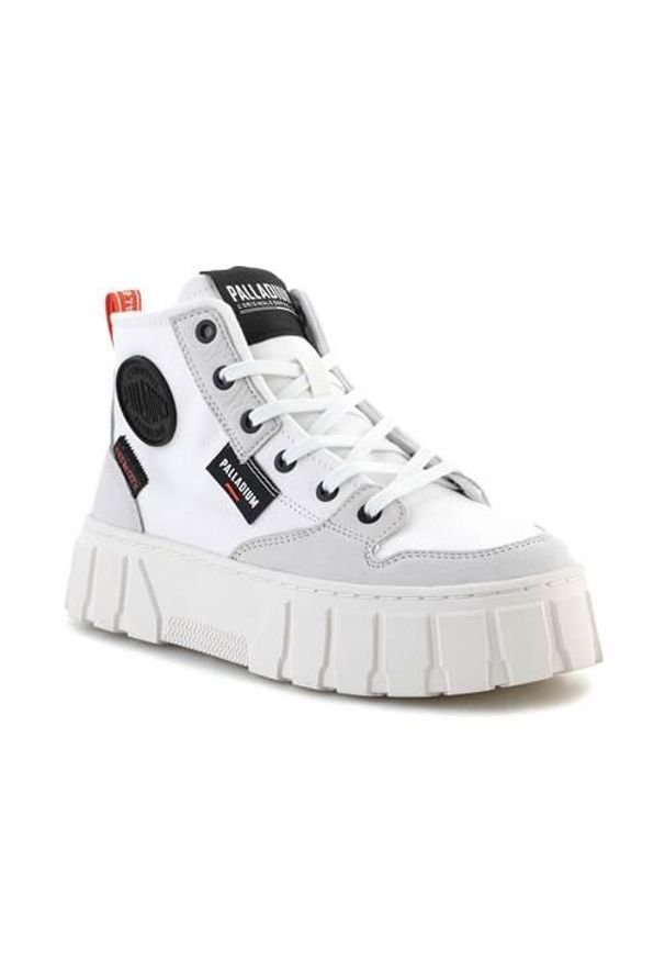 Buty do chodzenia damskie Palladium Pallatower HI Star. Wysokość cholewki: za kostkę. Zapięcie: sznurówki. Kolor: biały. Materiał: tkanina, materiał, skóra, syntetyk. Szerokość cholewki: normalna. Sport: turystyka piesza