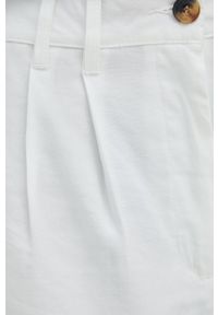 JDY szorty damskie kolor biały gładkie high waist. Okazja: na co dzień. Stan: podwyższony. Kolor: biały. Materiał: tkanina. Wzór: gładki. Styl: casual #3