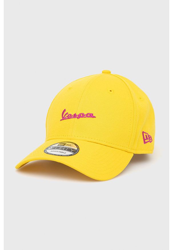 New Era czapka bawełniana kolor żółty z aplikacją. Kolor: żółty. Materiał: bawełna. Wzór: aplikacja