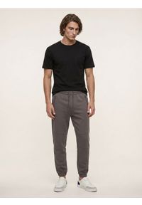 Sinsay - Spodnie dresowe slim fit z domieszką wiskozy - szary. Kolor: szary. Materiał: dresówka, wiskoza