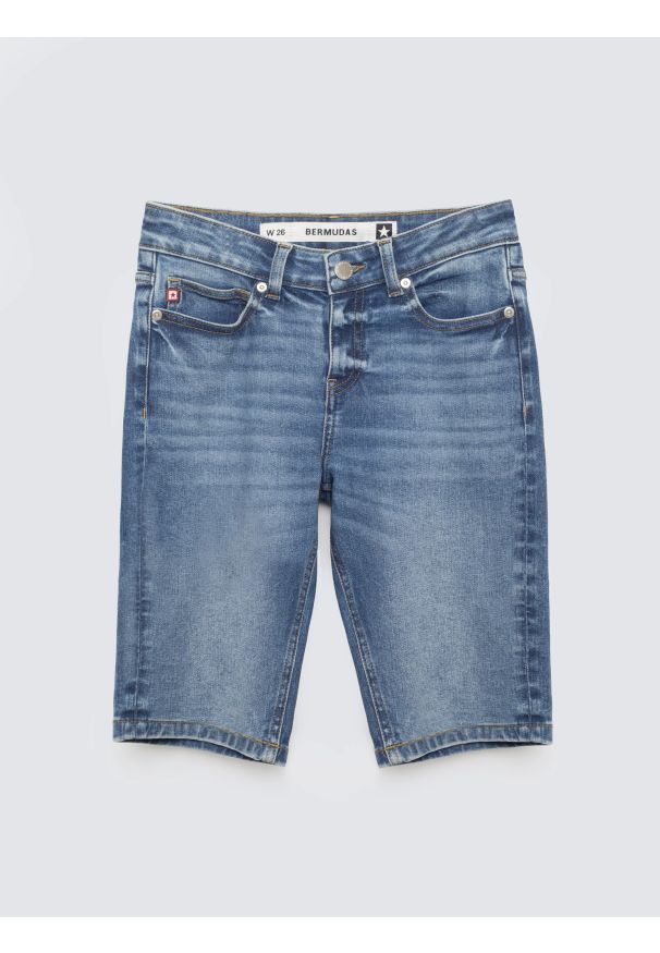Big-Star - Szorty damskie jeansowe niebieskie Shira 469. Stan: podwyższony. Kolor: niebieski. Materiał: jeans. Sezon: lato. Styl: klasyczny