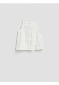 Reserved - Top z ażurowym wzorem - biały. Kolor: biały. Materiał: bawełna. Wzór: ażurowy #1
