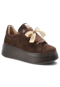 Sneakersy damskie Karino, cholewka ze skóry naturalnej zamszowej miękka konstrukcja dekoracyjne sznurowanie na wstążkach gruba podeszwa, brązowe, 599. Zapięcie: sznurówki. Kolor: brązowy. Materiał: zamsz, skóra. Szerokość cholewki: normalna #5