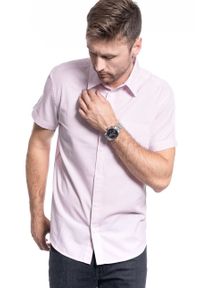 Wrangler - KOSZULA MĘSKA KRÓTKI RĘKAW WRANGLER SS 1PKT SHIRT CAMEO PINK W58604MY2 112129490. Długość rękawa: krótki rękaw. Długość: krótkie #5