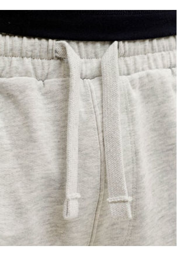 Jack & Jones Szorty sportowe Karl Norrebro 12292565 Écru Regular Fit. Kolor: kremowy. Materiał: bawełna. Styl: sportowy