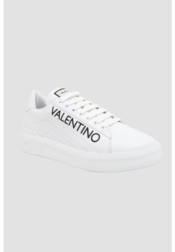 Valentino by Mario Valentino - VALENTINO Białe sneakersy REY LACE-UP. Kolor: biały