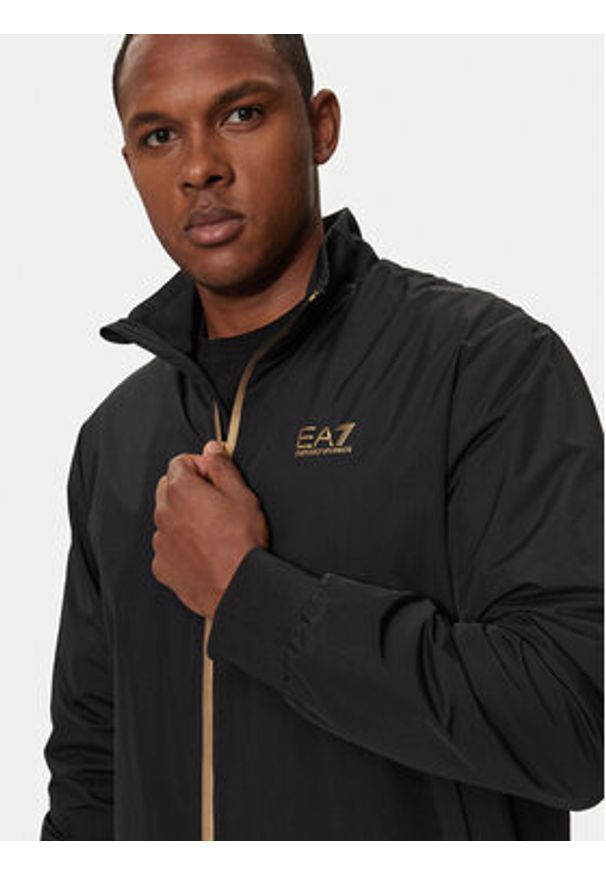 EA7 Emporio Armani Kurtka bomber 8NPB20 PNFZZ 0208 Czarny Regular Fit. Kolor: czarny. Materiał: syntetyk