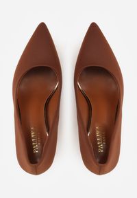 Born2be - Brązowe Klasyczne Szpilki z Gładkiej Tkaniny Orianna. Okazja: na co dzień, do pracy, na spotkanie biznesowe. Kolor: brązowy. Materiał: tkanina. Wzór: gładki. Obcas: na szpilce. Styl: klasyczny #8