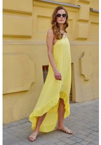 Makadamia - Długa Asymetryczna Sukienka na Ramiączkach - Żółta. Kolor: żółty. Materiał: wiskoza. Długość rękawa: na ramiączkach. Typ sukienki: asymetryczne. Długość: maxi #1