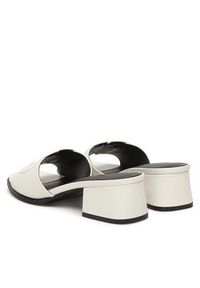Guess Klapki FLJCNN LEP03 Biały. Kolor: biały. Materiał: skóra #5