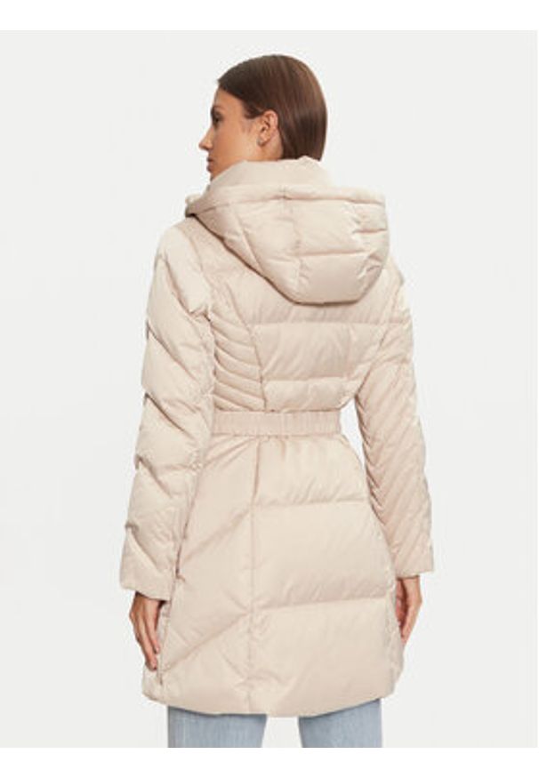 Guess Płaszcz zimowy New Olga W4BL40 WEX52 Beżowy Regular Fit. Kolor: beżowy. Materiał: syntetyk. Sezon: zima