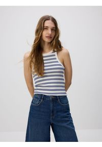 Reserved - Tank top w paski - biały. Kolor: biały. Materiał: wiskoza. Wzór: paski #1