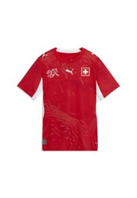 Puma - Młodzieżowa koszulka domowa reprezentacji Szwajcarii 2026 PUMA. Kolor: czerwony, wielokolorowy, biały. Sport: piłka nożna #1