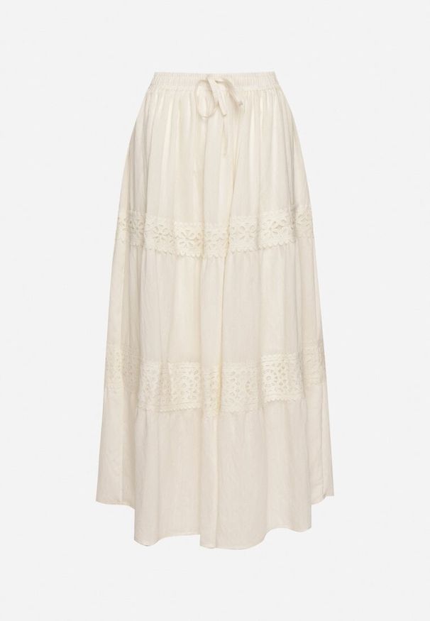 Born2be - Beżowa Spódnica z Wiskozą o Rozkloszowanym Kroju z Koronkowym Zdobieniem Banilea. Okazja: na co dzień. Kolor: beżowy. Materiał: wiskoza, koronka. Wzór: aplikacja. Styl: elegancki, casual, klasyczny