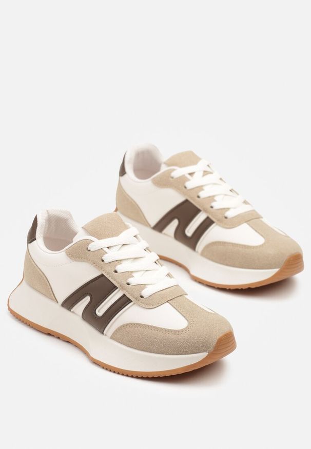 Born2be - Ciemnobeżowe Sneakersy z Geometrycznym Wzorem Avisella. Okazja: na co dzień. Kolor: beżowy. Materiał: jeans. Wzór: geometria