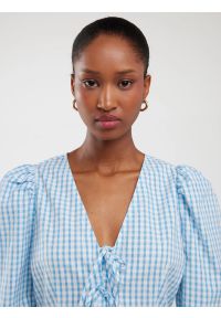 Big-Star - Bluzka damska z baskinką w drobną kratkę niebieska Sori 401. Okazja: na co dzień. Kolor: niebieski. Materiał: bawełna, jeans. Wzór: kratka. Styl: elegancki, klasyczny, casual #3